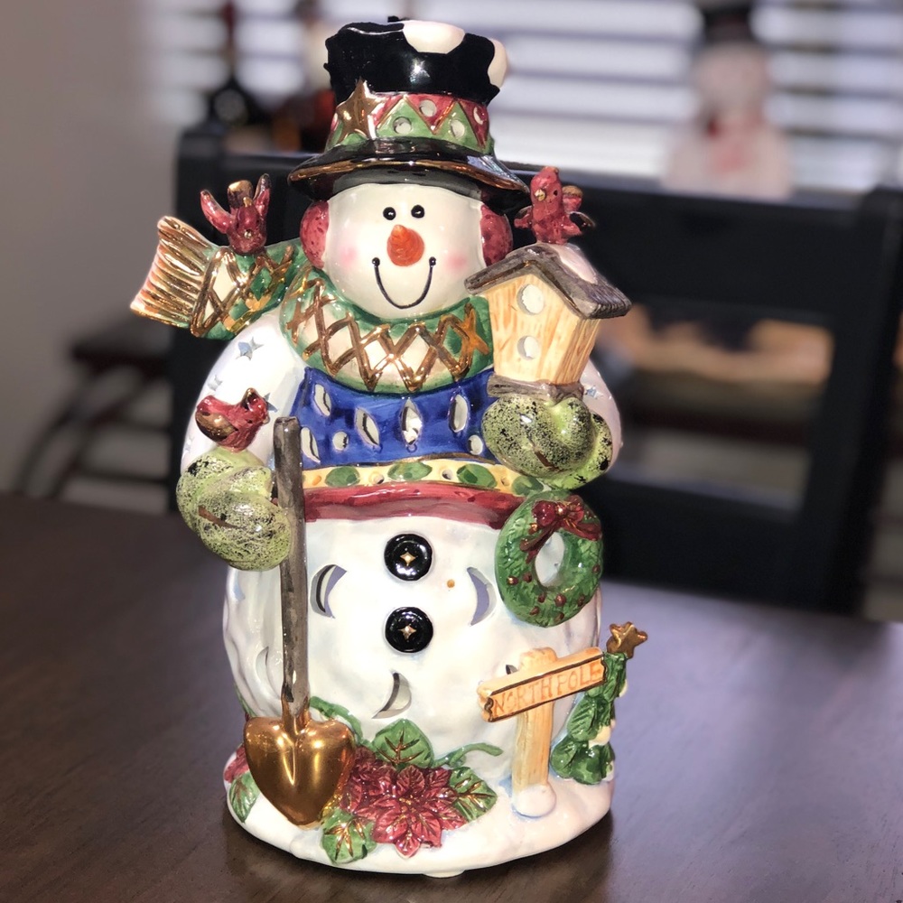 Snow Man Candle Holder w/ 24 karat gold accents